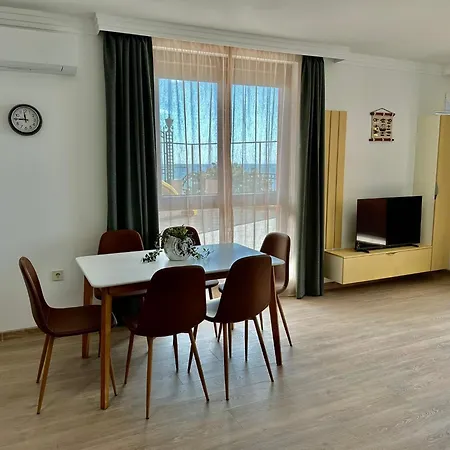 Complex Mirage Of * Νεσέμπαρ