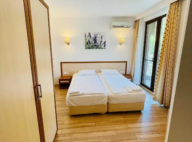 Διαμέρισμα Complex Mirage Of Νεσέμπαρ