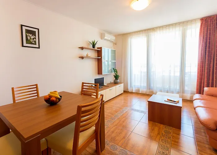 Complex Mirage Of Διαμέρισμα Νεσέμπαρ