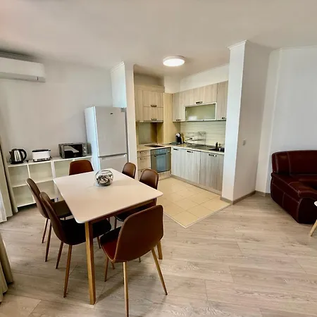 Complex Mirage Of Apartment *
