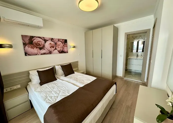 Apartment Complex Mirage Of *