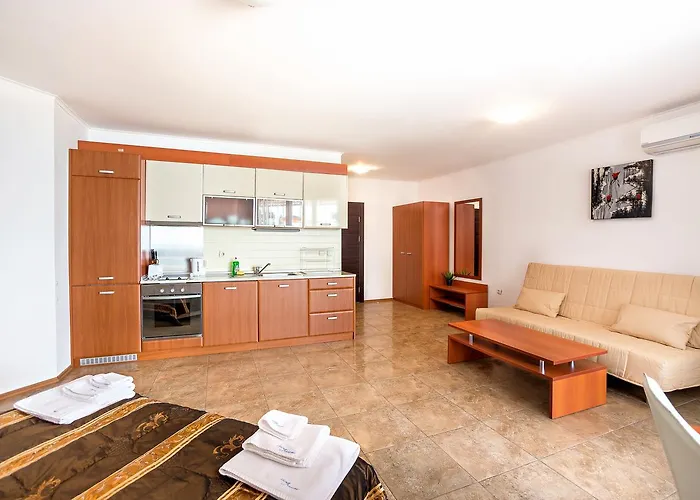 Complex Mirage Of Apartment *