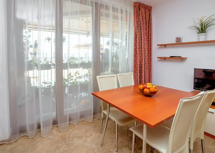 Complex Mirage Of Apartment